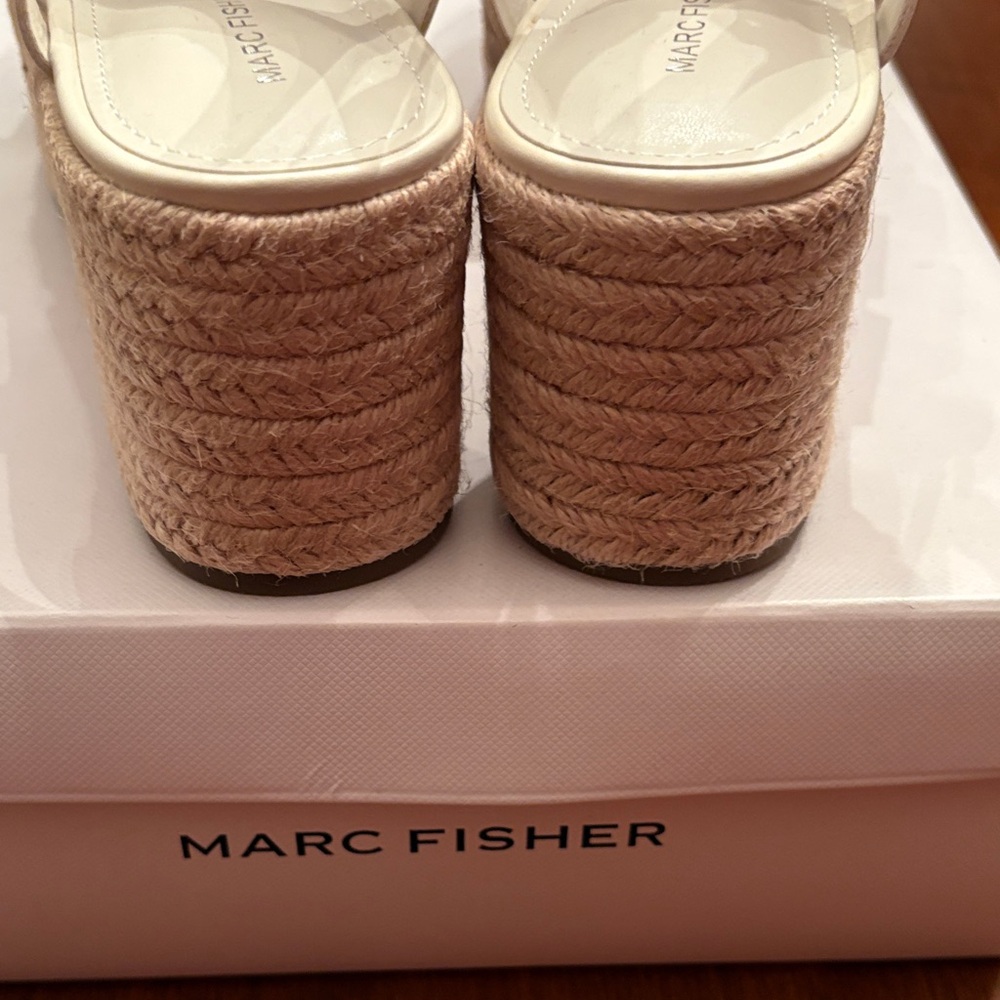 Marc Fisher Joven Espadrille Wedge Ivory Sandals NWOT - Picture 3 of 6